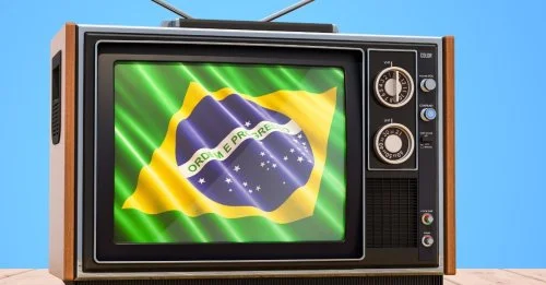 A TV Morreu. Viva a TV: Como o IPTV Está Virando o Jogo no Brasil